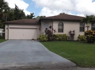 1213 Crestview Pl, Lehigh Acres, FL 33936