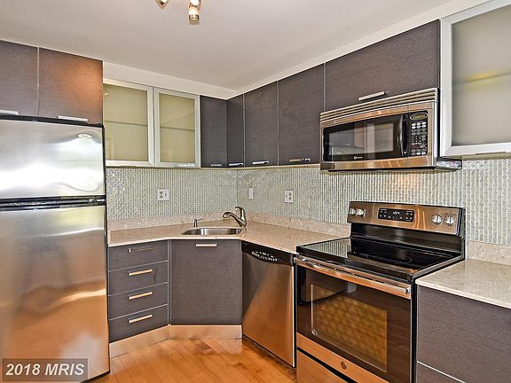 4th image of 1774 N Troy St APT 724