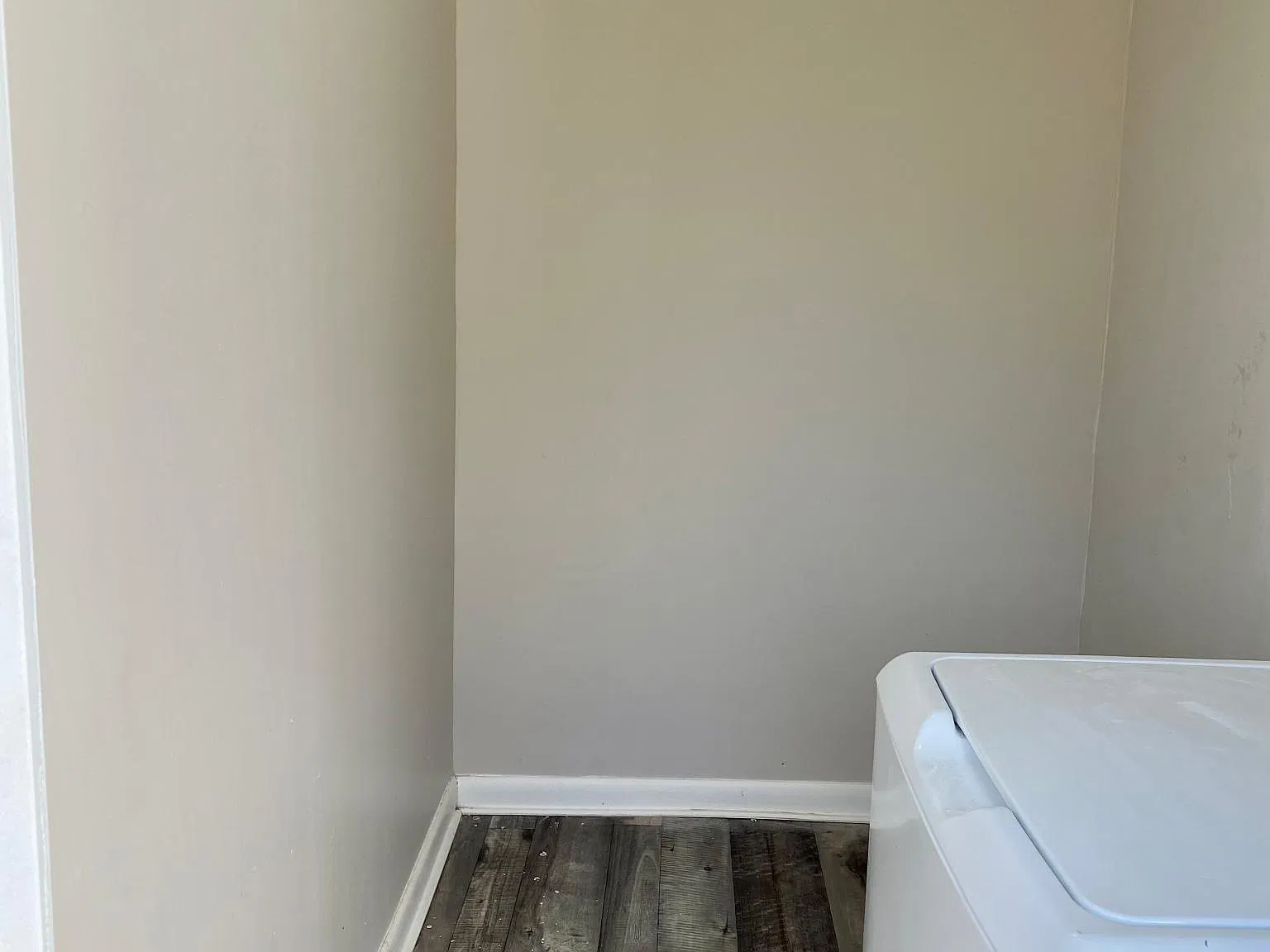 302 N 25th Ave — Photo 4
