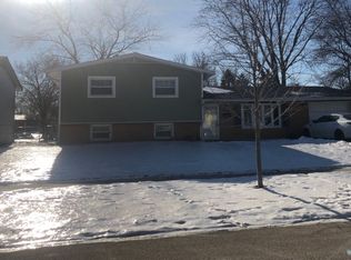 1550 Cypress Ave, Hanover Park, IL 60133