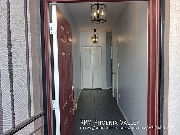 3rd image of 3034 N 39th St Unit 13