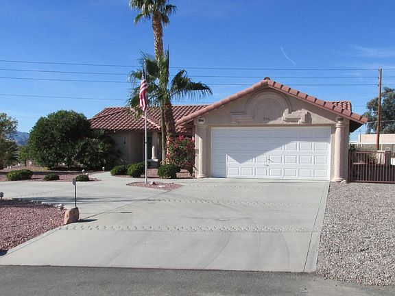 2nd image of 2961 Pony Dr