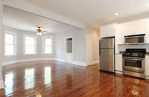 6 bed, 2000 sqft, $9,000 — Photo 3