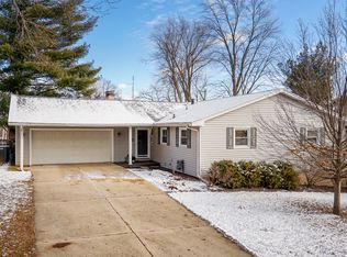 100 William Dr, Normal, IL 61761