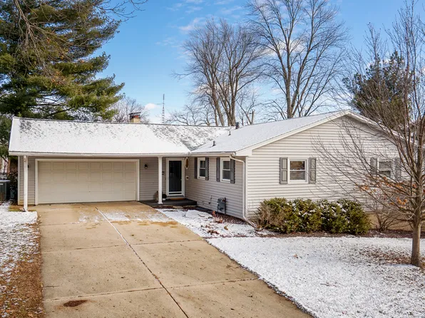 100 William Dr, Normal, IL 61761