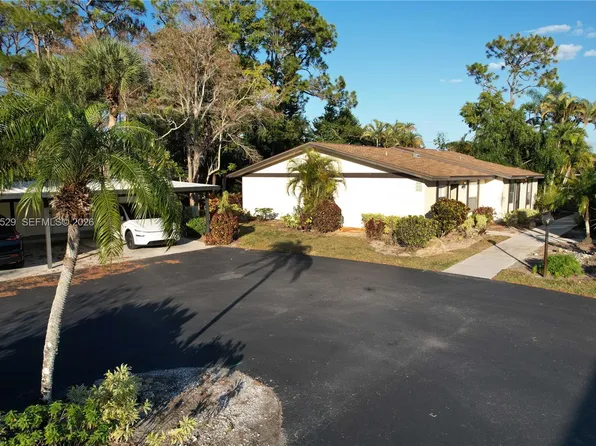 1031 Pine Isle Ln #1031, Naples, FL 34112