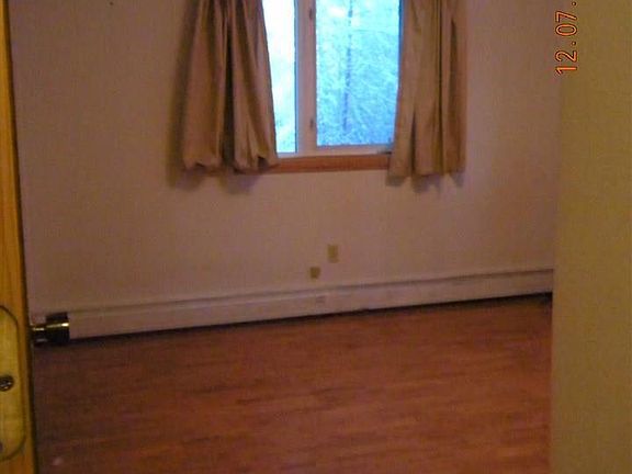 4th image of 2205 Ravenwood Ave