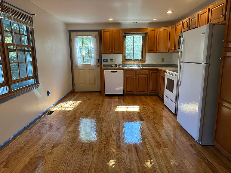40 Emilissa Ln #A — Photo 7