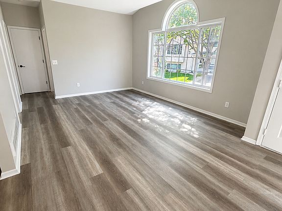 4th image of 1469 S Trail Cir Suite 110