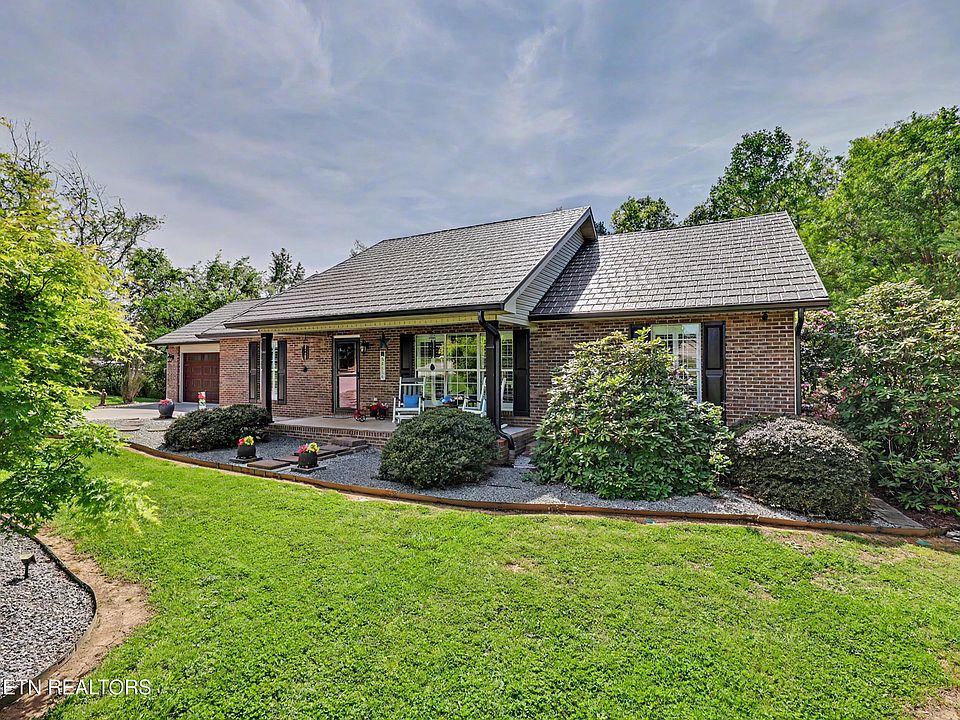 1st image of 243 Carr Rd