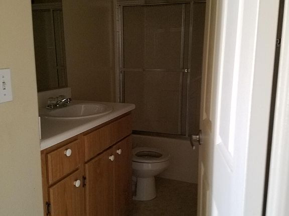3rd image of 15166 Sequoia St APT 12
