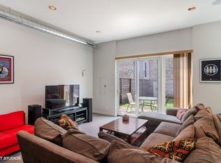 2807 W Shakespeare Ave, Chicago, IL 60647