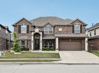 1325 Desert Barrel Dr, Fort Worth, TX 76177