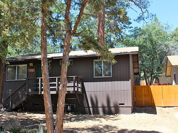 3rd image of 468 Vista Ln