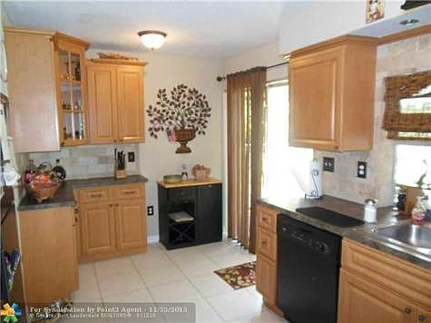 5th image of 8330 NW 24th Pl
