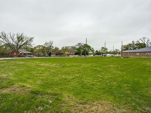2nd image of 12103 Quail Dr