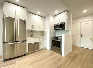 160 E 48th St #13LL, New York, NY 10017