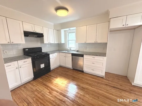 85A Long Hill Ave #85A, Shelton, CT 06484