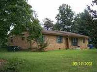 10000 Tellico Dr, Ooltewah, TN 37363