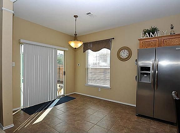 5th image of 3605 Willow Springs Dr