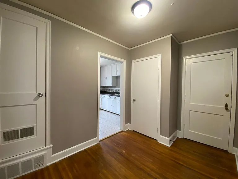 143 N Merton St #3 — Photo 5