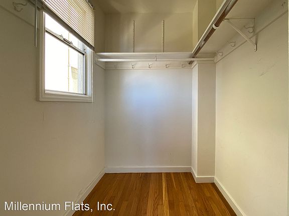 4th image of 133 Kensington Way