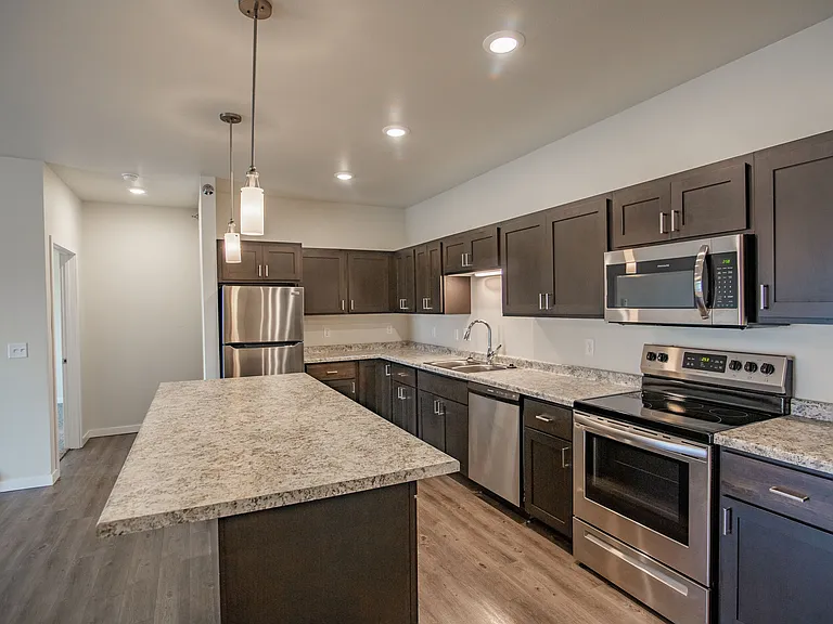 Creekside at Osgood Apartments — Photo 21