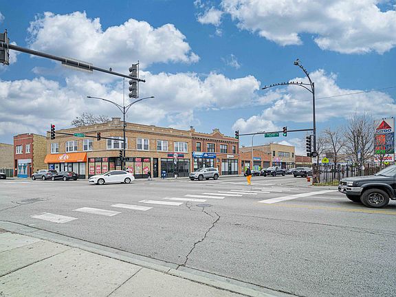2nd image of 3966 W Grand Ave