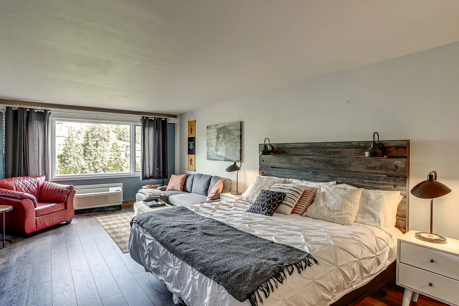 Studio, 1.0 bath, 484 sqft, $2,386 — Photo 2