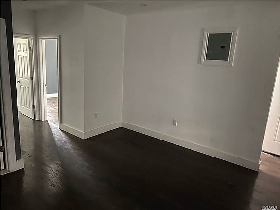 2nd image of 11118 Farmers Blvd Floor 2