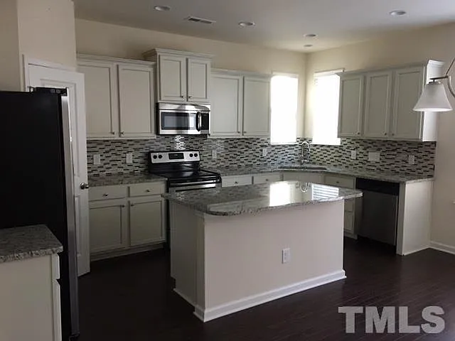 4997 Sunny Creek Ln — Photo 4