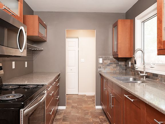 5th image of 834 McMeans Ave E