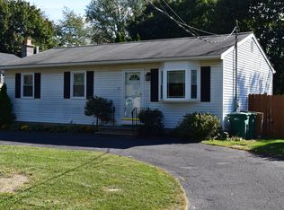 13 Clover Ave, East Greenbush, NY 12061