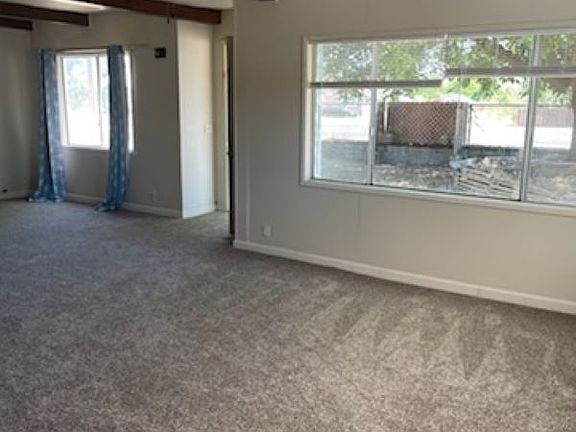 2nd image of 425 Ross Ln N
