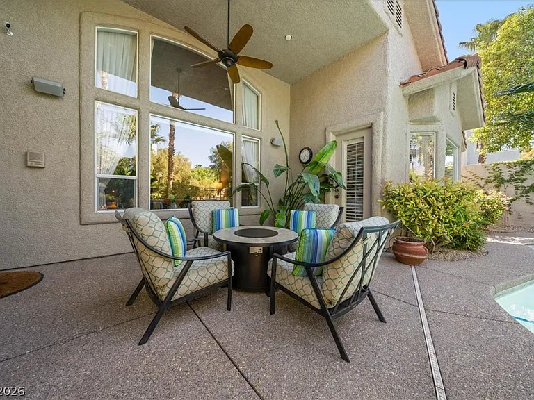 10000 Charlemont Dr — Photo 18