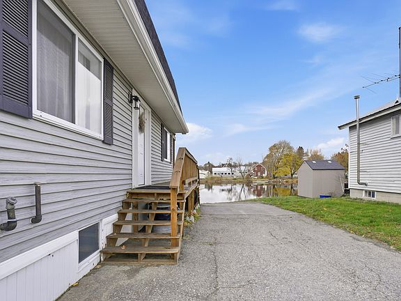 3rd image of 6 Mattanawcook Street
