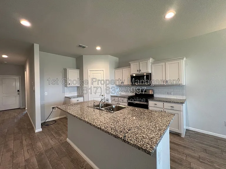 912 Rothville Ln — Photo 39
