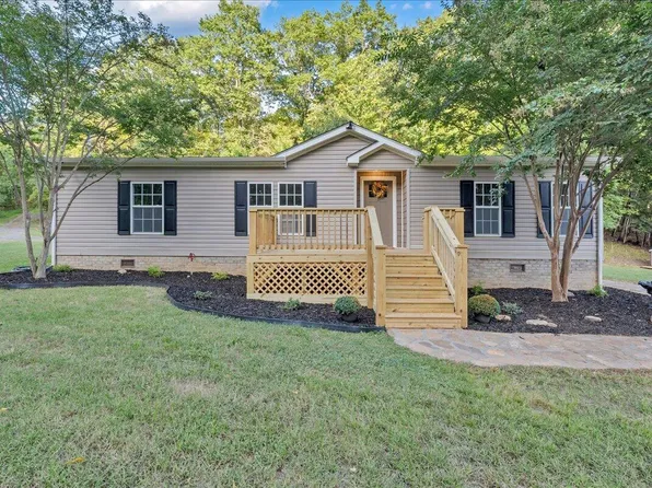 4771 Little Bear Rd, Salem, VA 24153