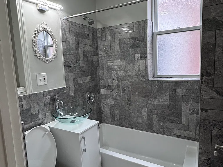 1176 Hodiamont Ave #2F — Photo 3