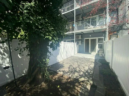 Rented by Corcoran | media 2