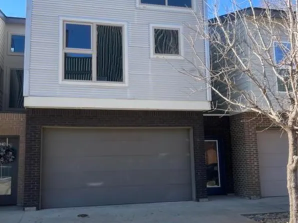 212 Highland Oaks Ln, Lafayette, LA 70508