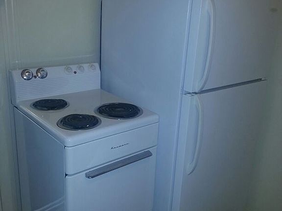 2nd image of 361 NW Jackson Ave APT 2