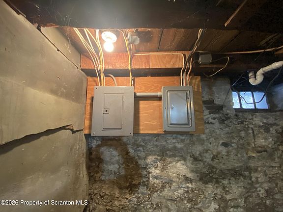 3rd image of 518 Kirst Ct