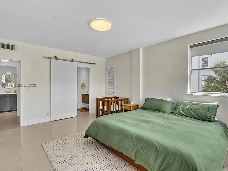 9381 E Bay Harbor Dr #202S — Photo 5