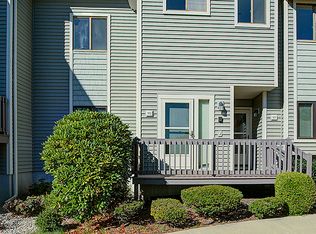 90 Turtle Bay Dr UNIT 90, Branford, CT 06405