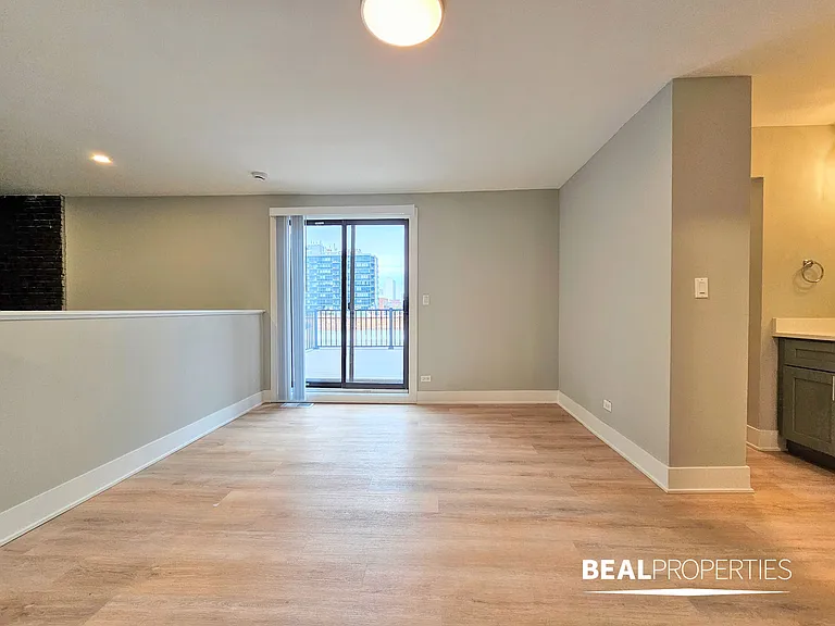1220 North LaSalle Street — Photo 34