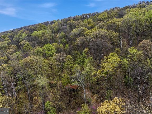36th image of 494 Glenwood Ln