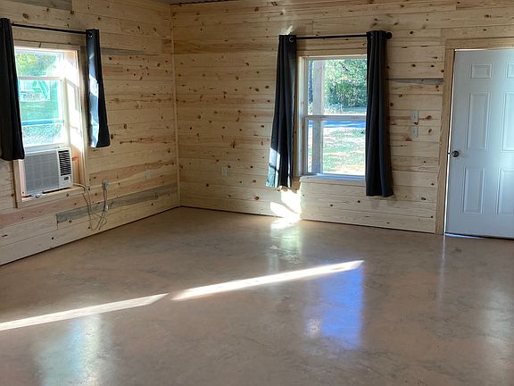 3rd image of 300 County Road 4117
