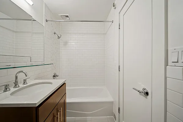 Rented by Cooper & Cooper Real Estate | media 22