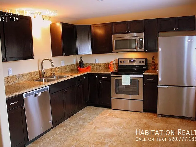 2125 N Treat Ave — Photo 1